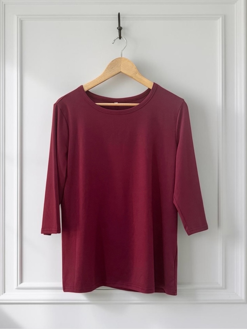 NWT Women’s 3/4 Sleeve Crewneck Tee in Berry Red! Large! NEW! - Picture 2 of 5
